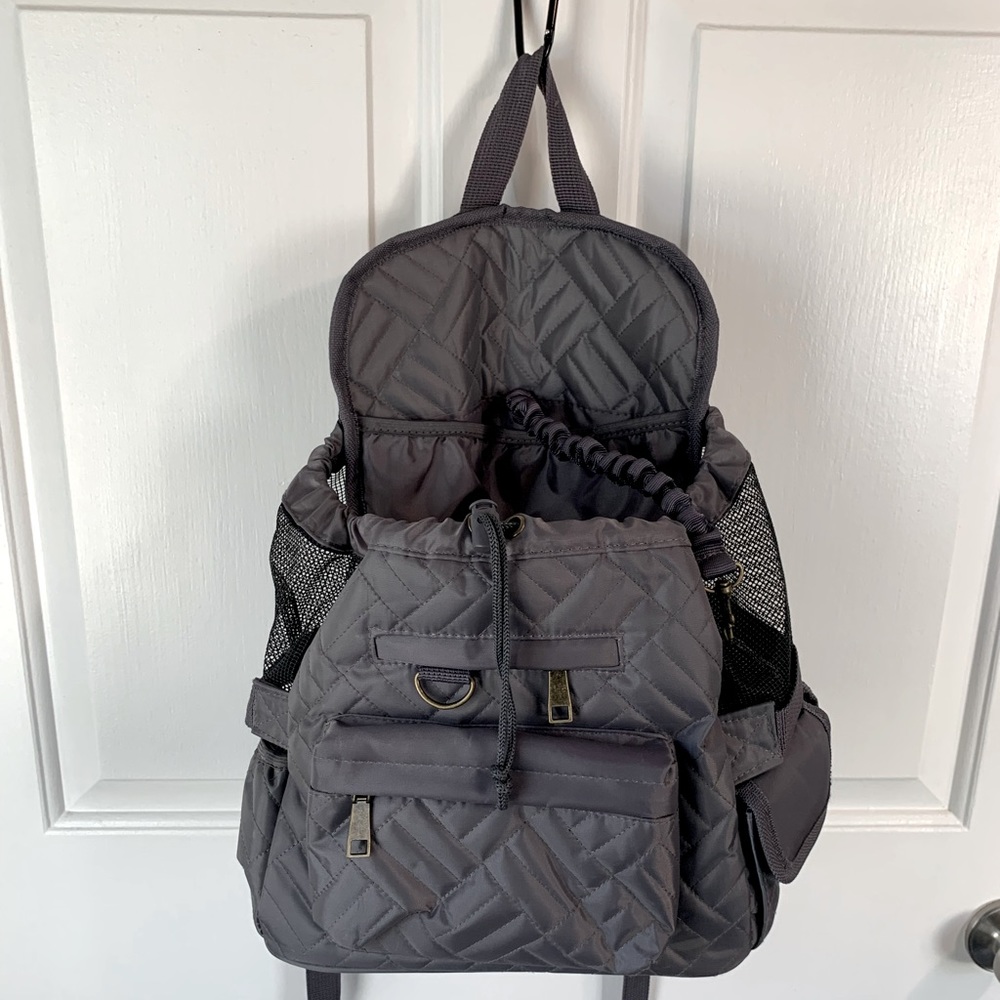 NEW- Top Paw Knapsack Backpack Quilted Carrier for Small Dogs/Cats (up to 15lbs)